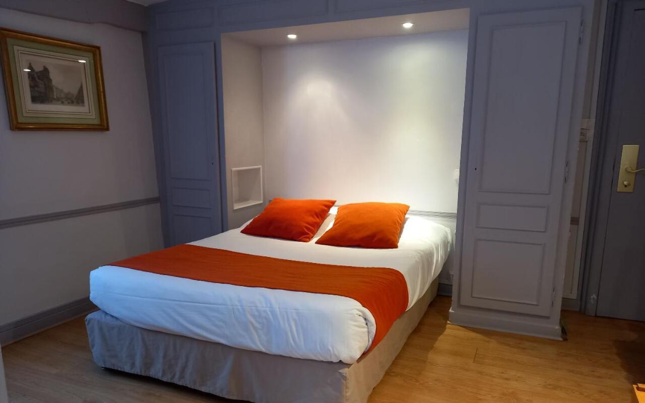 Brit Hotel Comtes De Champagne - Troyes Centre Historique Zewnętrze zdjęcie