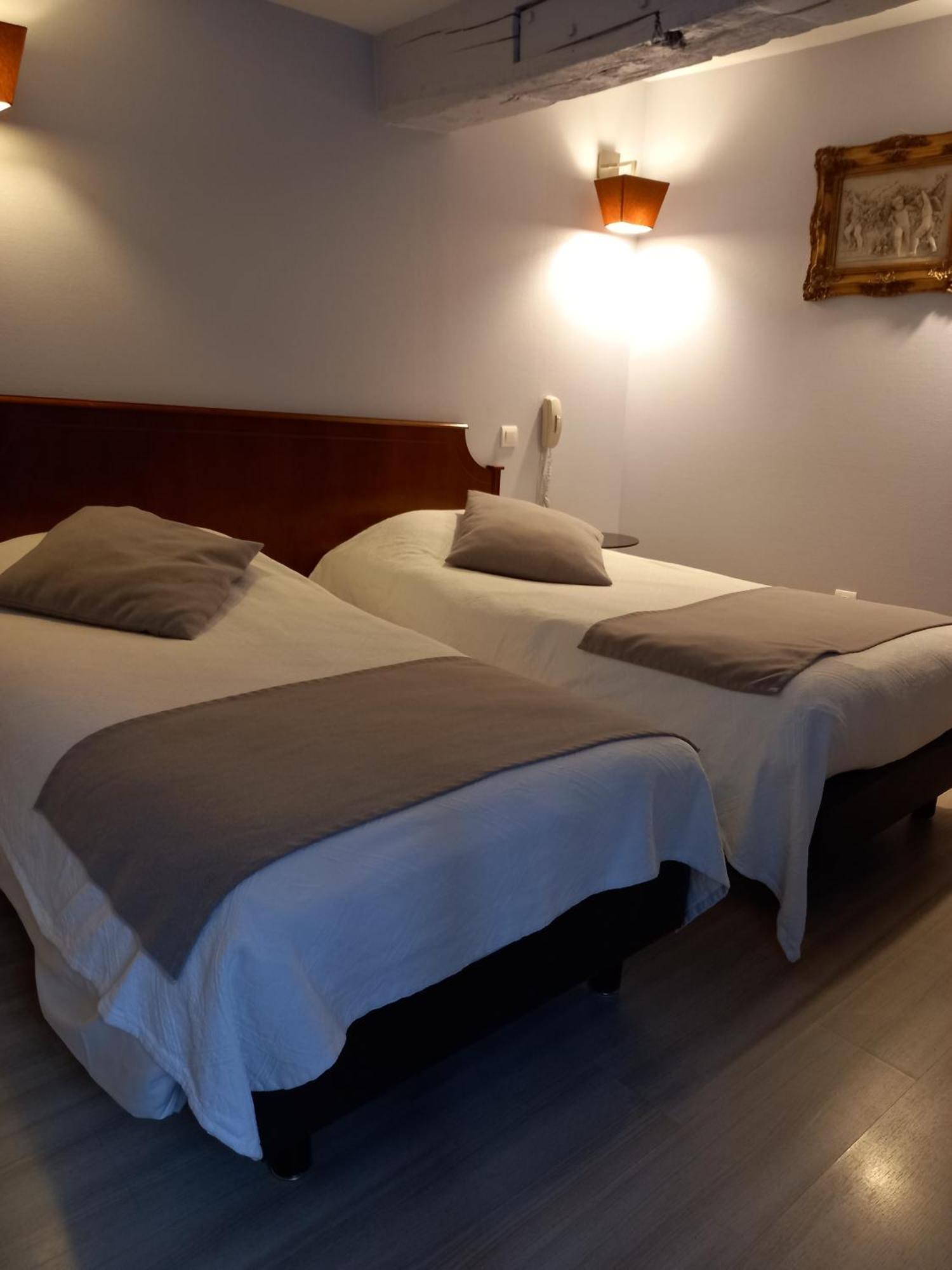 Brit Hotel Comtes De Champagne - Troyes Centre Historique Zewnętrze zdjęcie