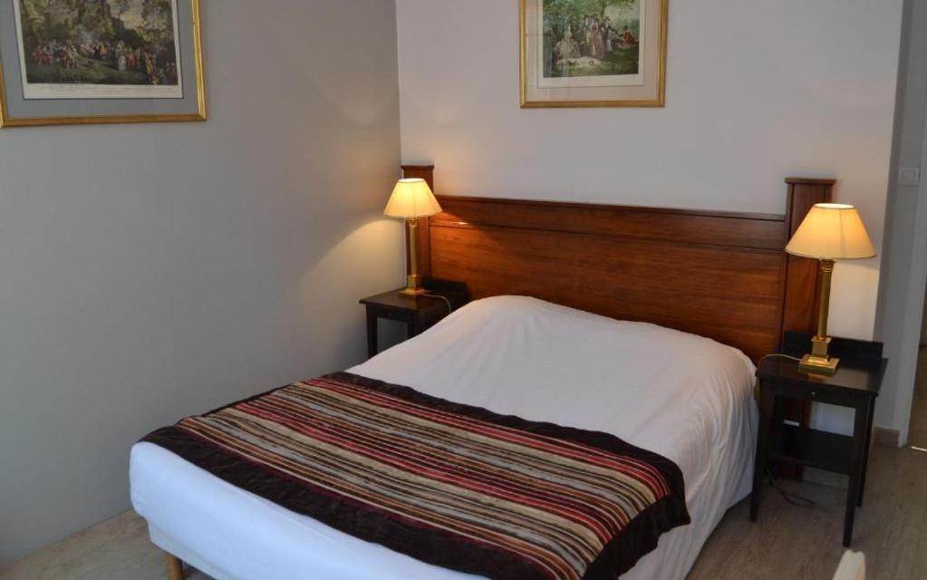 Brit Hotel Comtes De Champagne - Troyes Centre Historique Zewnętrze zdjęcie