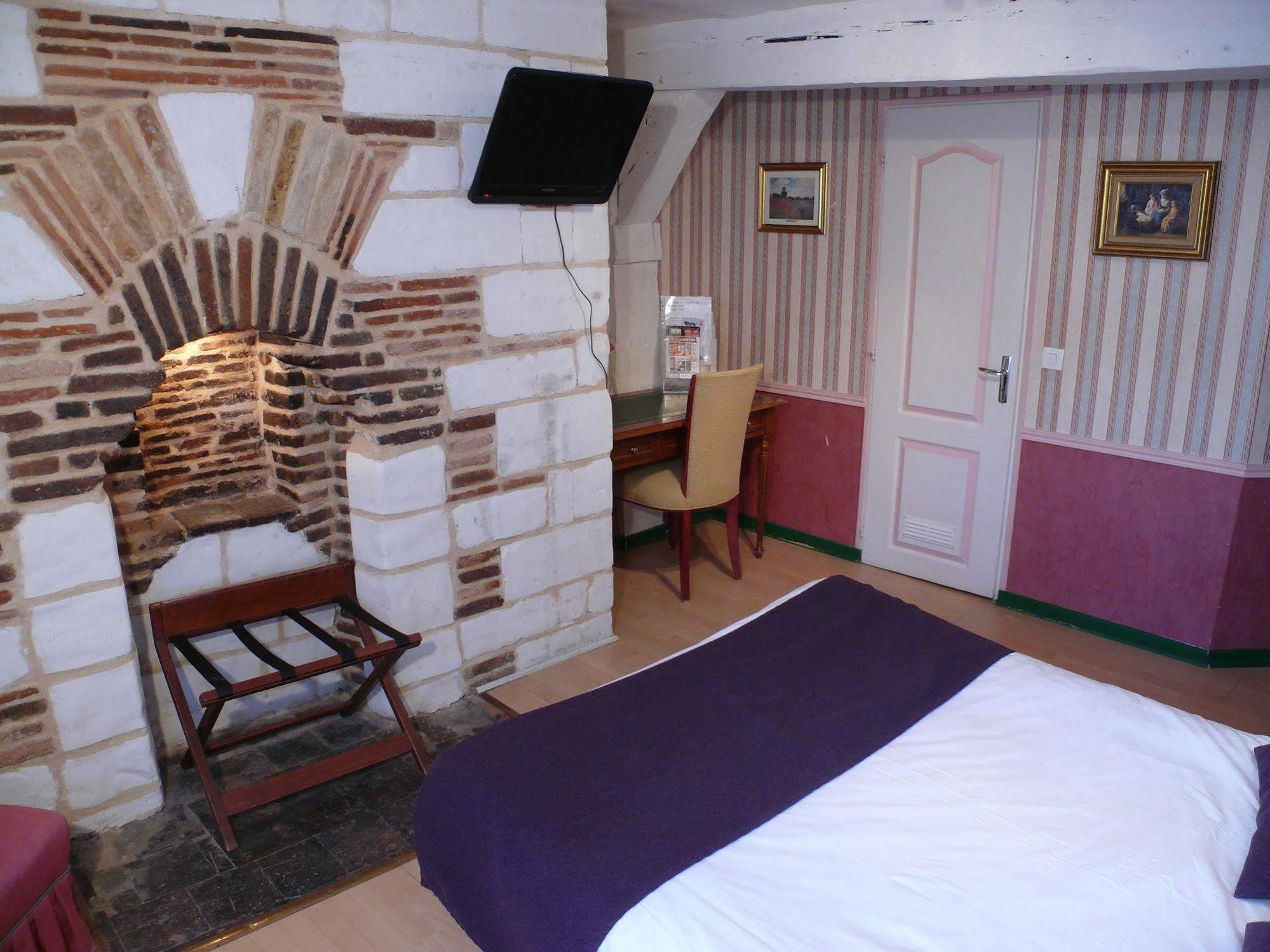 Brit Hotel Comtes De Champagne - Troyes Centre Historique Zewnętrze zdjęcie